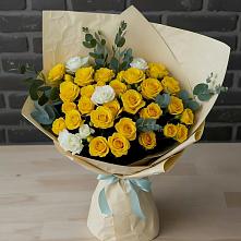 Букет цветов из:  Розы в Первомайском Алтайского края