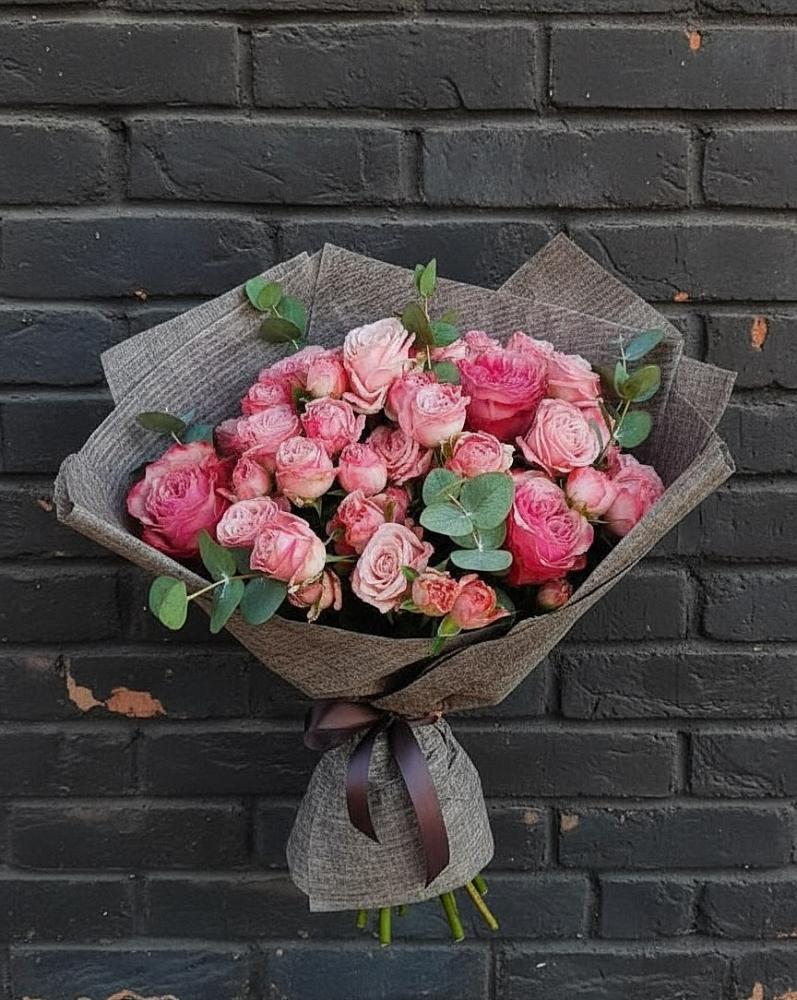 Букет цветов из: Розы в Первомайском Алтайского края