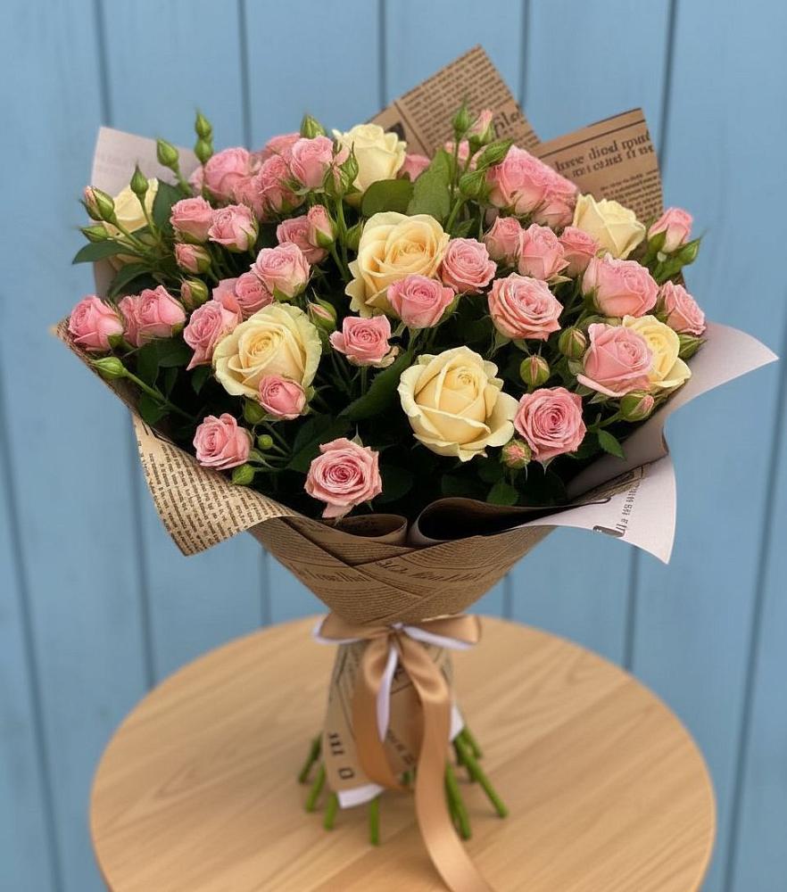 Букет цветов из: Розы в Первомайском Алтайского края