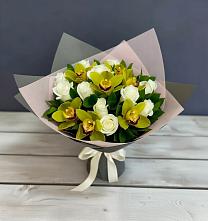 Букет цветов из:  Орхидеи и Розы #REPLACE_PRED# Первомайском Алтайского края