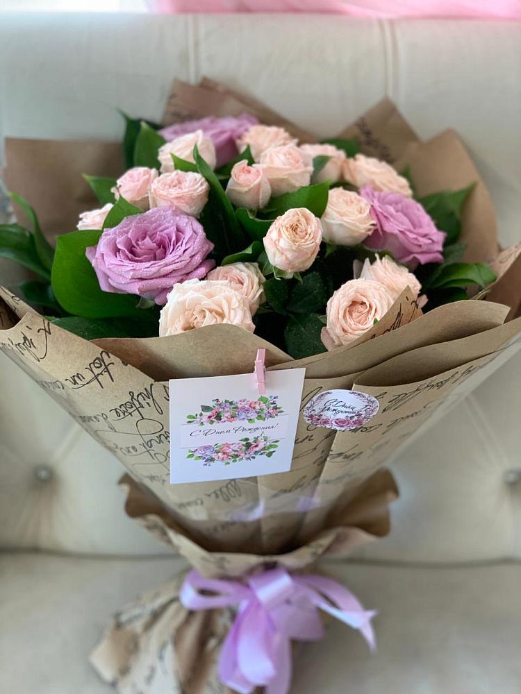 Букет цветов из: Розы в Первомайском Алтайского края