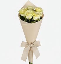 Букет цветов из:  Розы в Первомайском Алтайского края