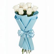 Букет 7 белых роз Проуд в Первомайском Алтайского края