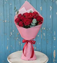 Букет цветов из:  Розы в Первомайском Алтайского края