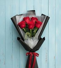 Букет цветов из:  Розы в Первомайском Алтайского края